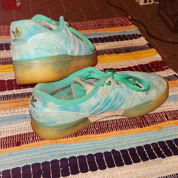 Adidas Rivalry Low Size 11
